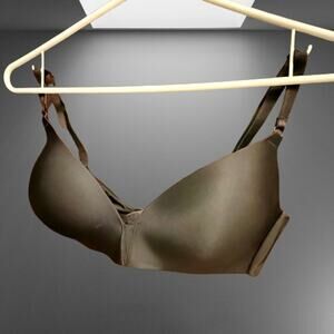 Victoria's Secret Black Wireless Bra - Size 36D